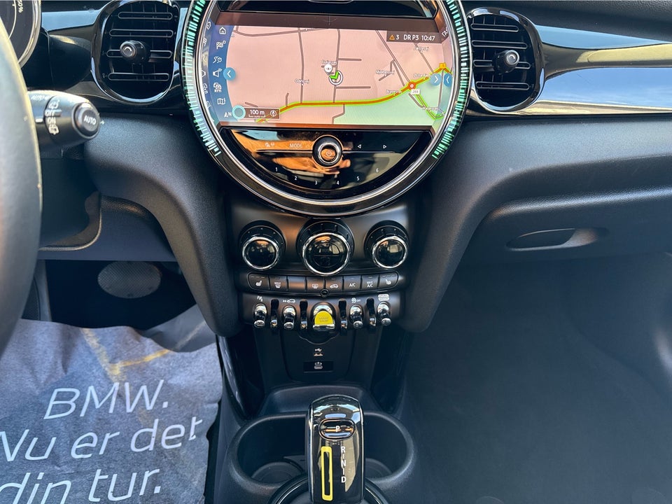 MINI Cooper SE Classic Trim 3d