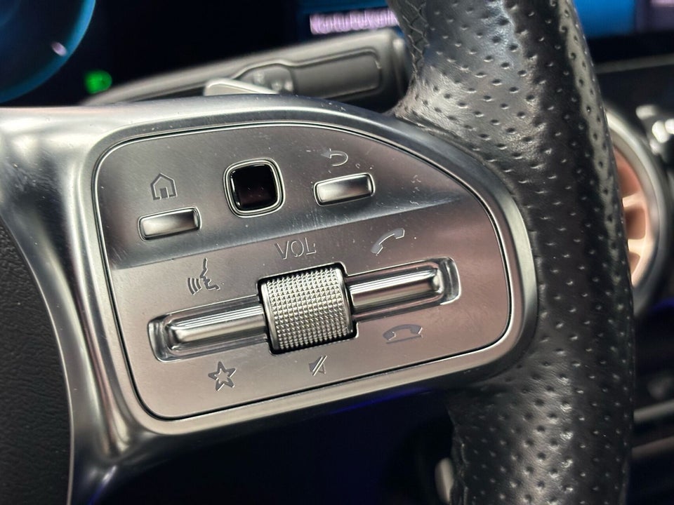 Mercedes EQB300 Electric Art 4Matic 7prs 5d