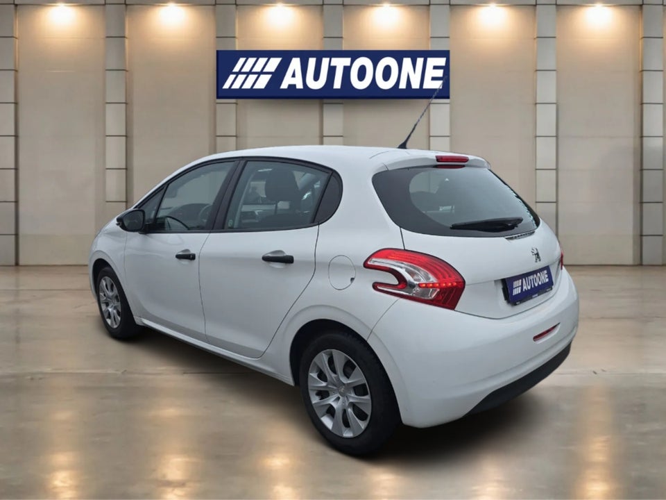 Peugeot 208 1,0 VTi Access 5d