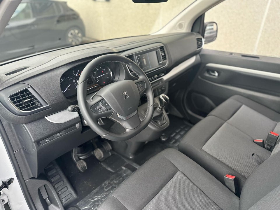 Peugeot Expert 2,0 BlueHDi 144 L2 Plus Van
