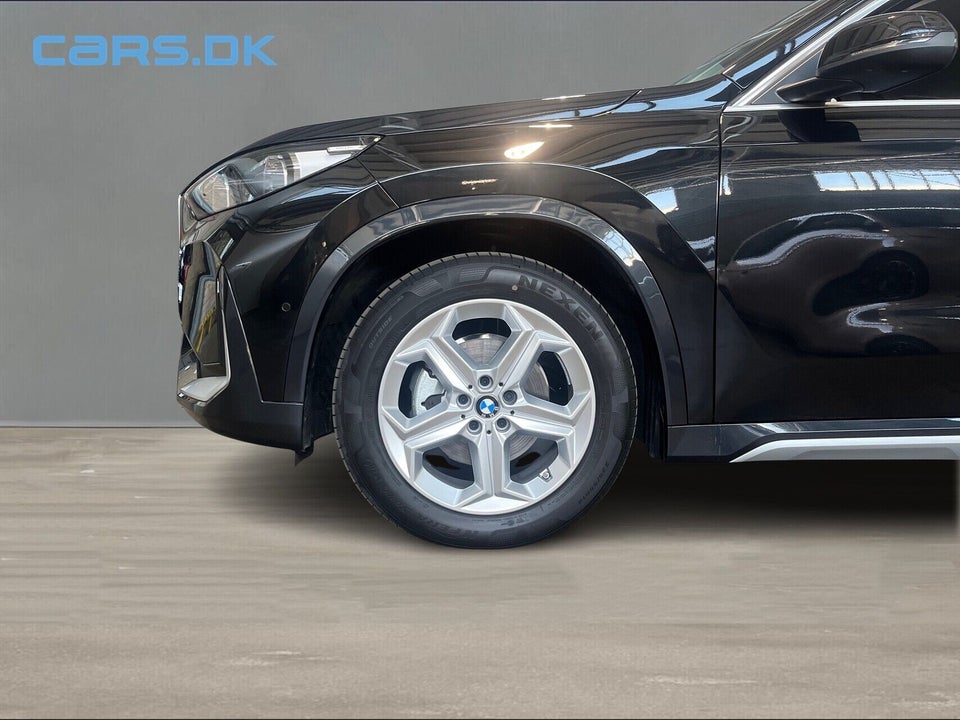 BMW iX1 eDrive20 X-Line 5d