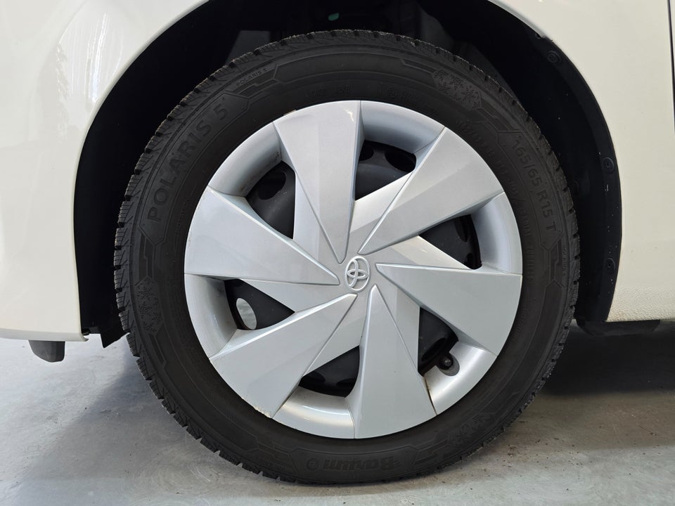 Toyota Aygo 1,0 VVT-i x-cellence 5d