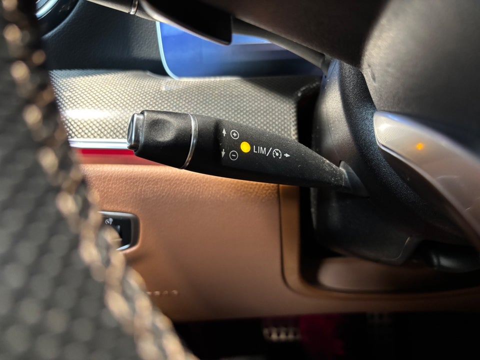 Mercedes E220 d 2,0 AMG Line aut. 4d