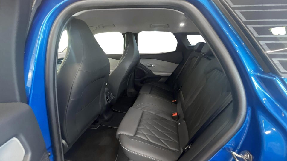 Ford Explorer 82 Premium Extended Range 5d