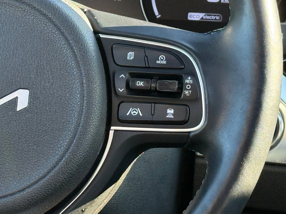 Kia Niro 64 EV Spirit 5d