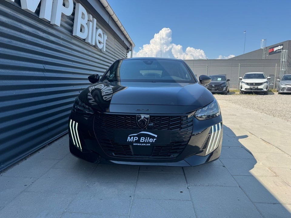 Peugeot e-208 54 GT 5d