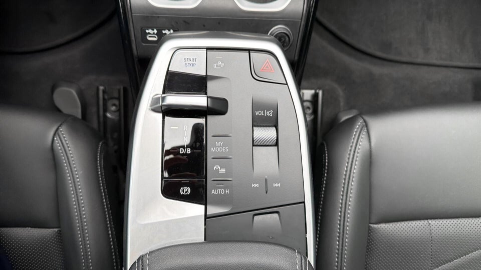 BMW iX1 xDrive30 X-Line 5d