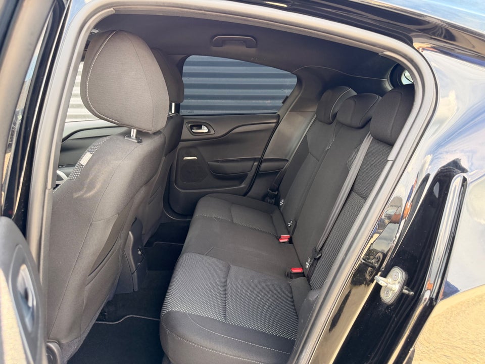 DS DS 4 CrossBack 1,6 BlueHDi 120 EAT6 5d