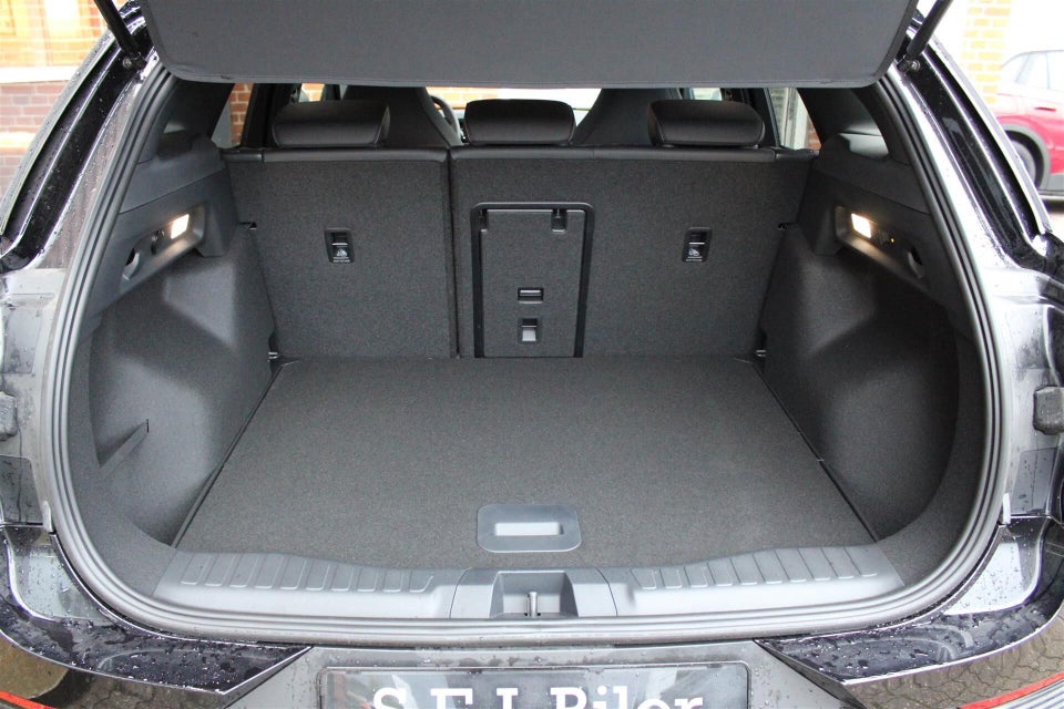 Ford Explorer 79 Select Extended Range 5d