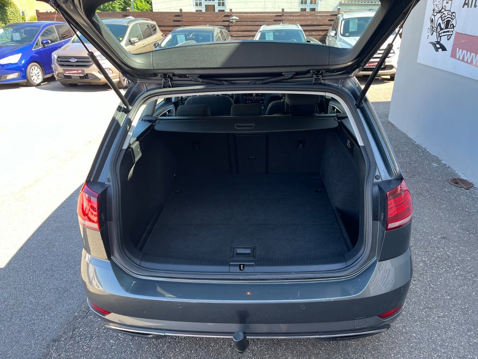 VW Golf VII 1,5 TSi 150 Comfortline Connect Variant DSG 5d