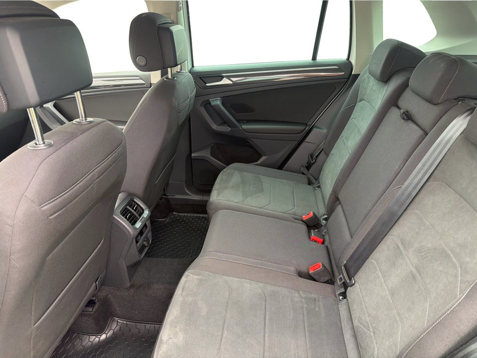 VW Tiguan 1,4 eHybrid Elegance DSG 5d