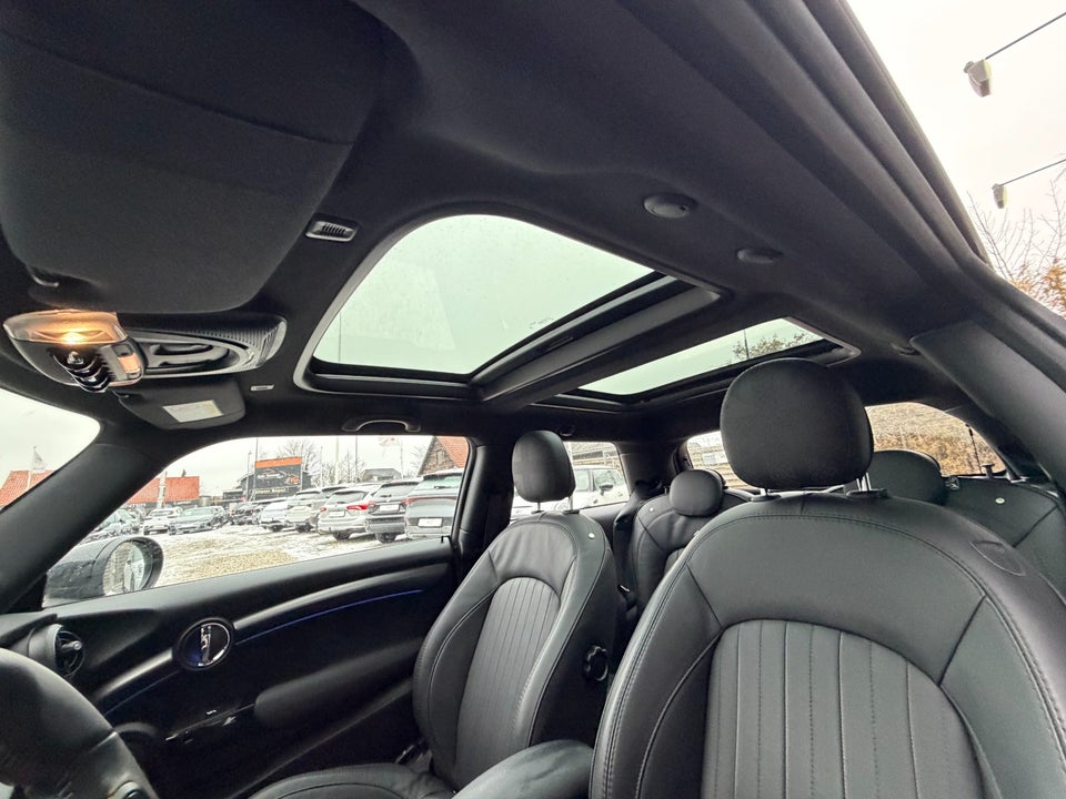 MINI Cooper SE Maximise 3d