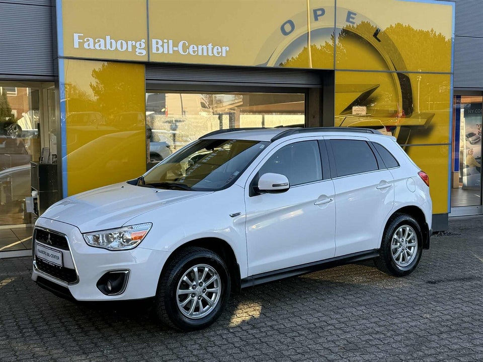 Mitsubishi ASX 1,6 Invite 5d