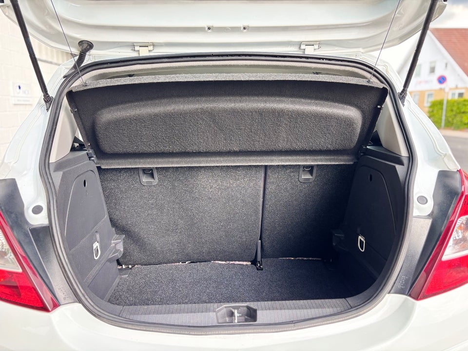 Opel Corsa 1,0 12V Enjoy 5d
