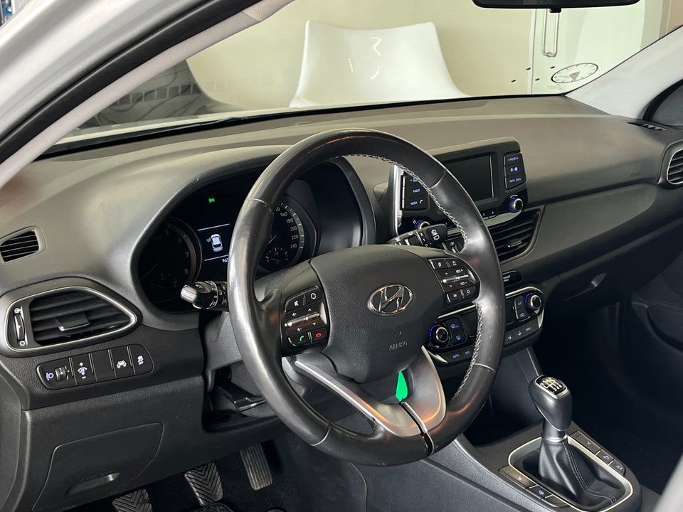 Hyundai i30 1,0 T-GDi Life+ 5d