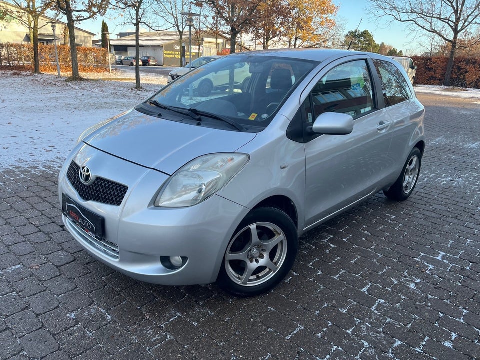 Toyota Yaris 1,3 Luna M/M 3d