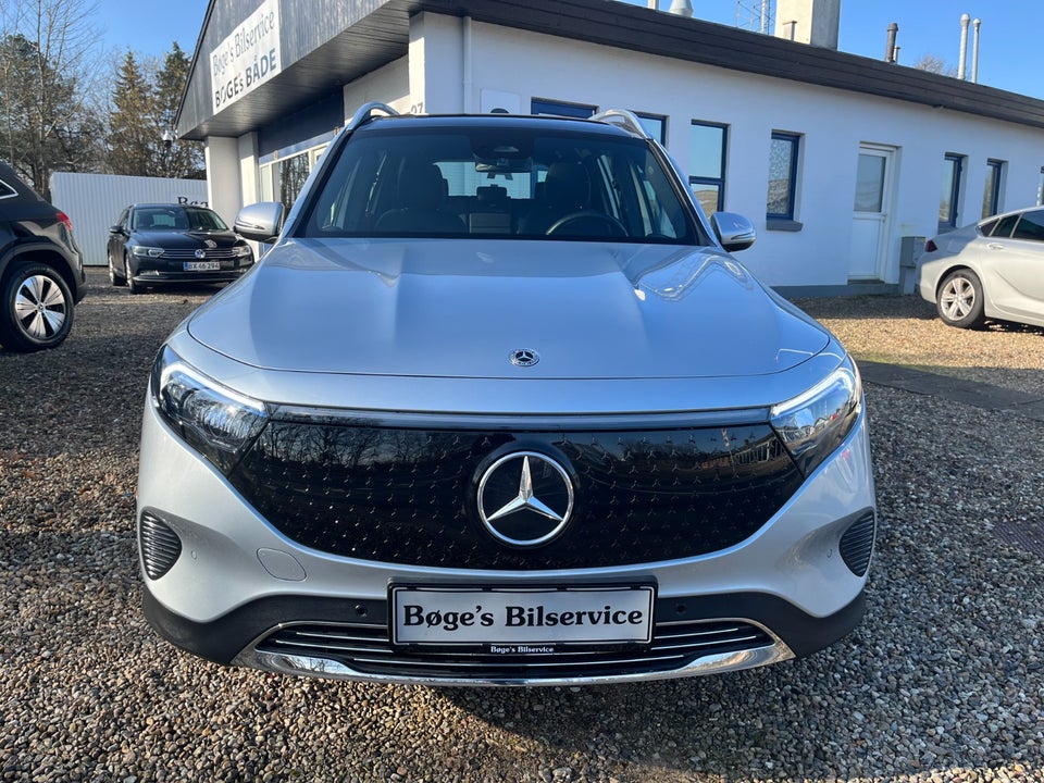 Mercedes EQB250+ Progressive 5d