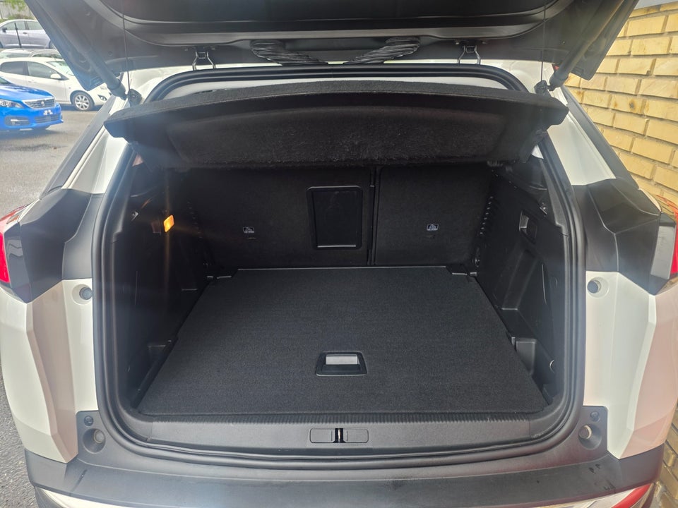 Peugeot 3008 1,5 BlueHDi 130 Allure EAT8 5d