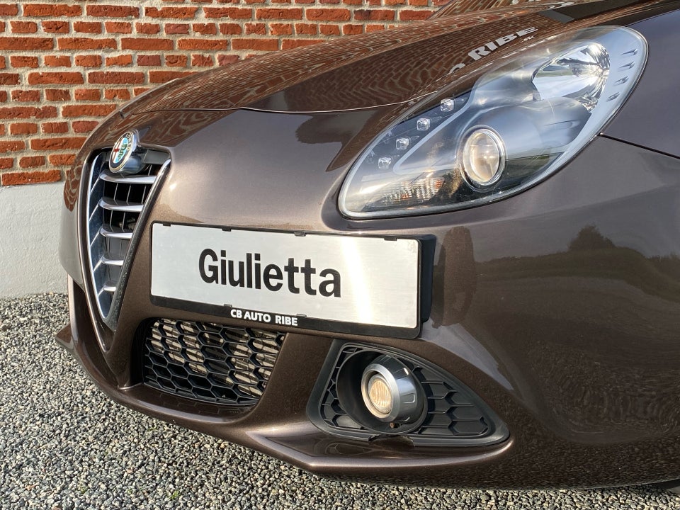 Alfa Romeo Giulietta 2,0 JTD 150 Distinctive 5d