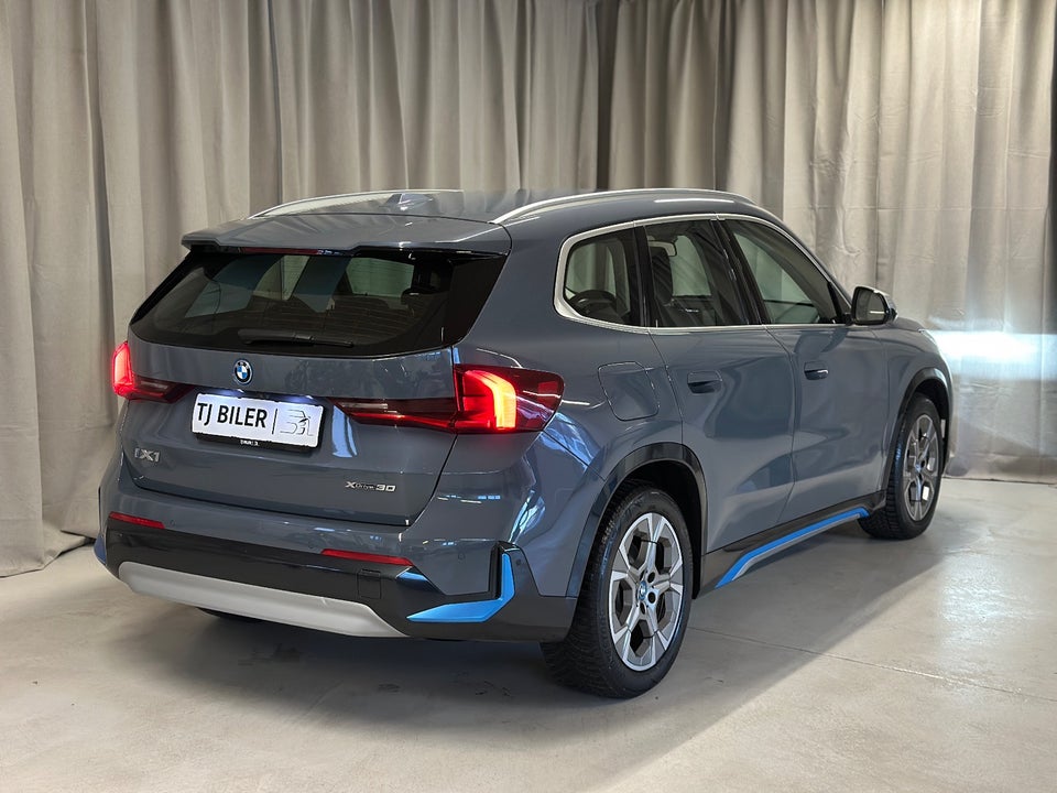 BMW iX1 xDrive30 X-Line 5d