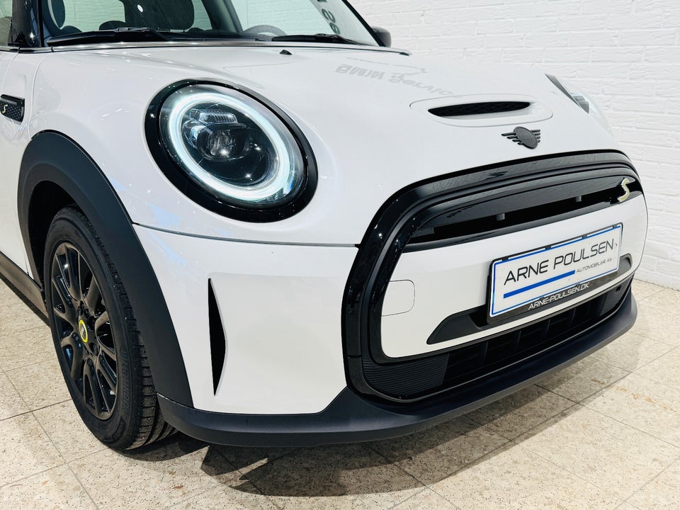 MINI Cooper SE Classic Trim 3d
