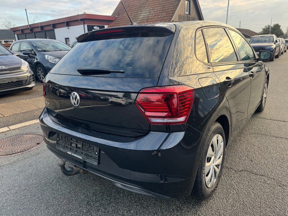 VW Polo 1,0 TSi 95 Comfortline Connect 5d