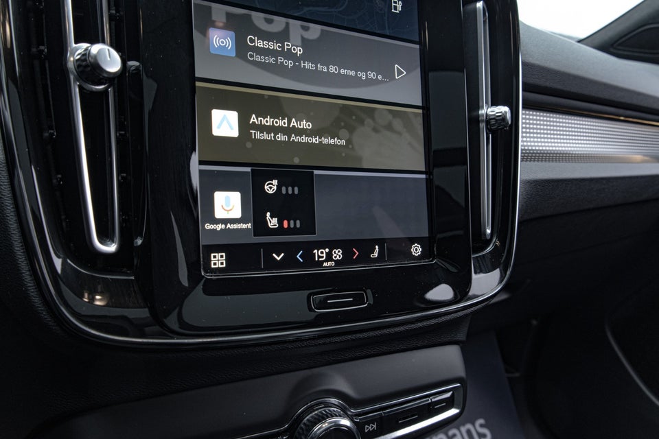 Volvo XC40 P8 ReCharge Twin Pro 5d