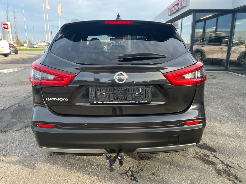 Nissan Qashqai 1,6 Dig-T 163 Tekna+ 5d