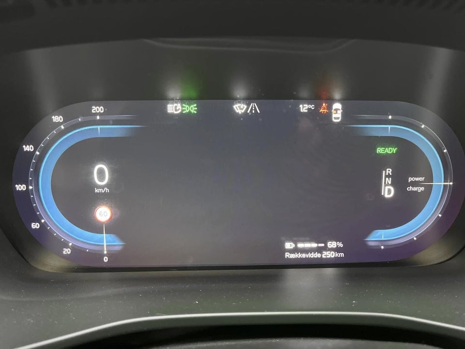 Volvo XC40 P8 ReCharge Twin Plus 5d