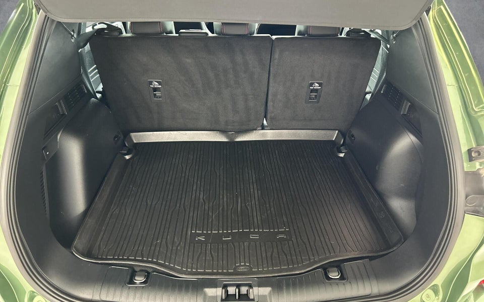 Ford Kuga 2,5 HEV ST-Line X CVT 5d