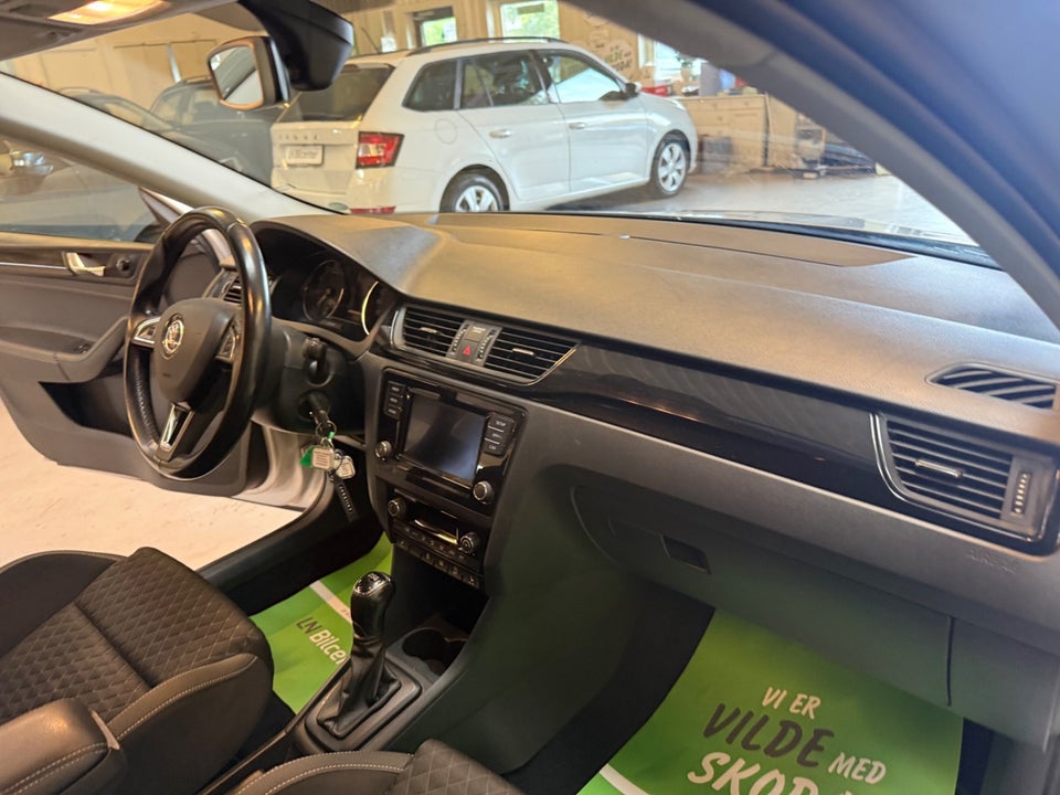 Skoda Rapid 1,4 TSi 125 Ambition Spaceback DSG 5d