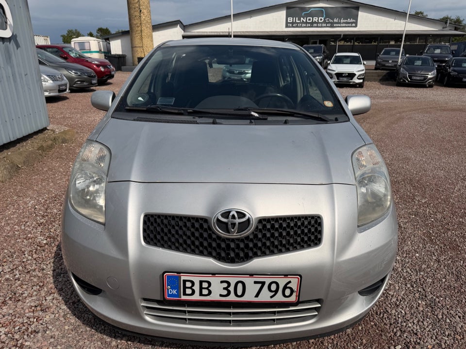 Toyota Yaris 1,3 Terra 5d