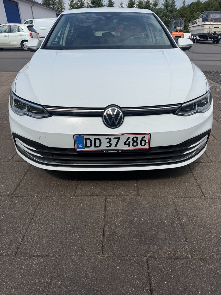 VW Golf VIII 1,4 eHybrid DSG 5d