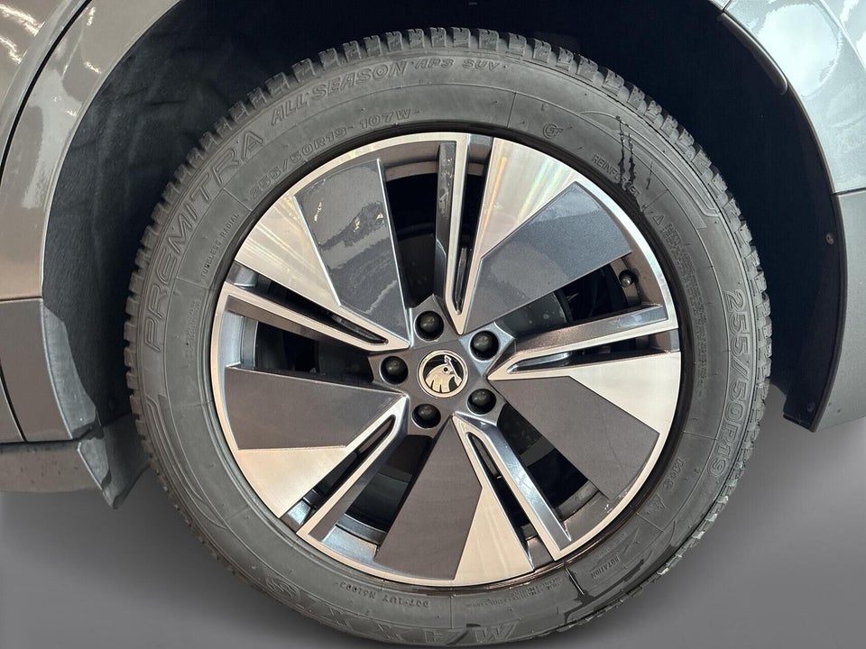 Skoda Enyaq 85x iV Loft 5d