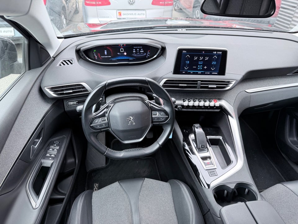 Peugeot 5008 1,5 BlueHDi 130 Allure EAT8 7prs 5d