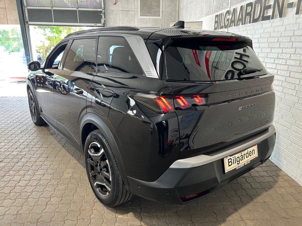 Peugeot e-5008 77 Allure Pack 7prs 5d
