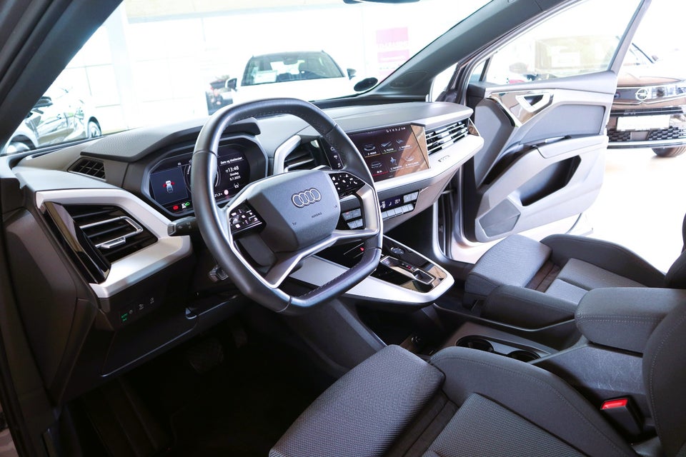 Audi Q4 e-tron 40 Attitude 5d