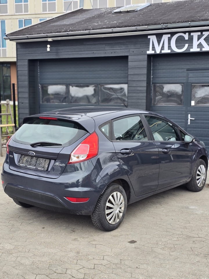 Ford Fiesta 1,0 65 Titanium 5d