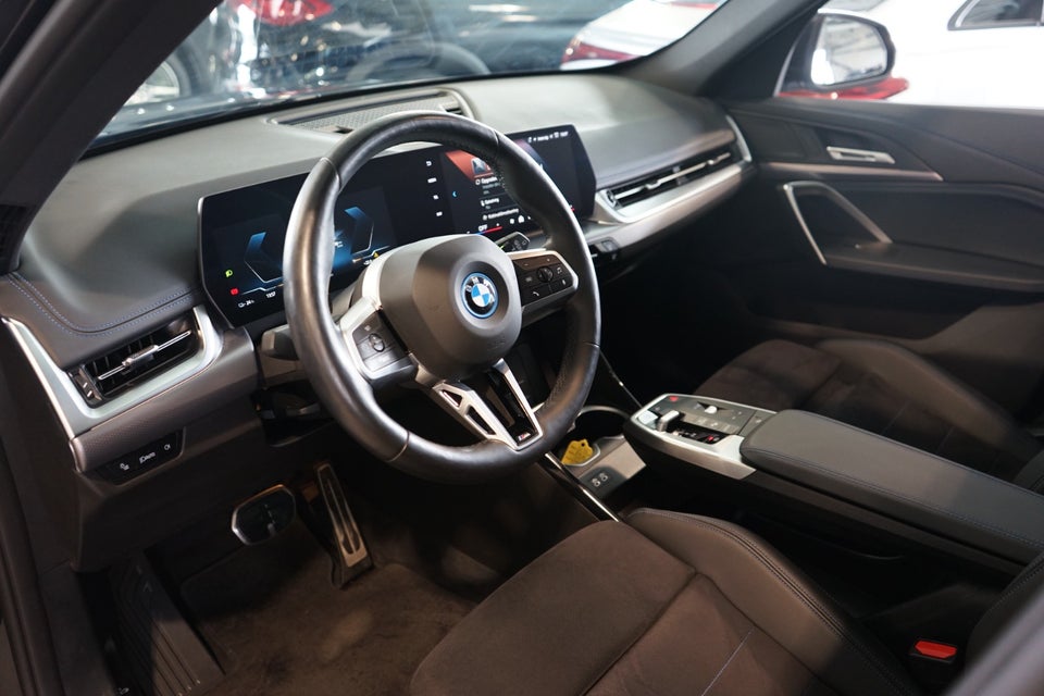 BMW iX1 eDrive20 M-Sport 5d