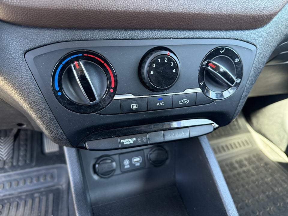 Hyundai i20 1,25 Life 5d