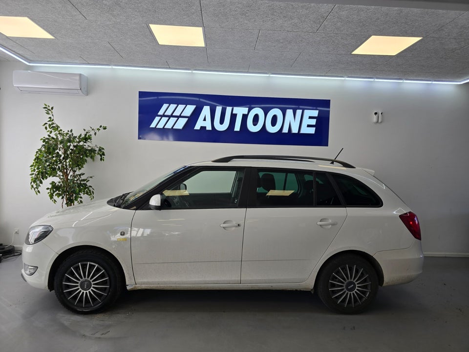 Skoda Fabia 1,2 12V Ambition Fresh Combi 5d