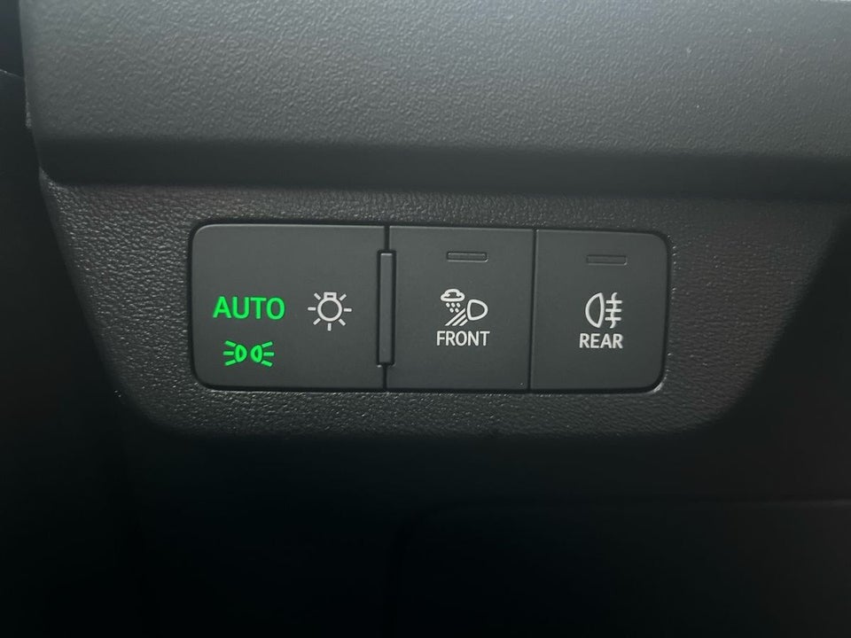 Audi Q4 e-tron 50 Attitude quattro 5d