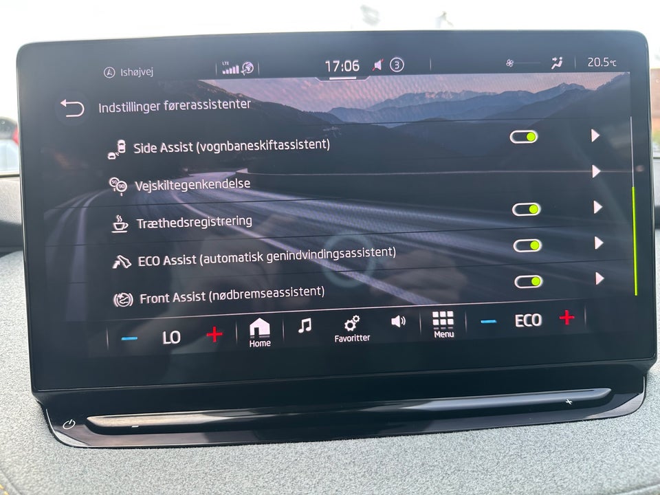 Skoda Enyaq 80x iV Lounge 5d