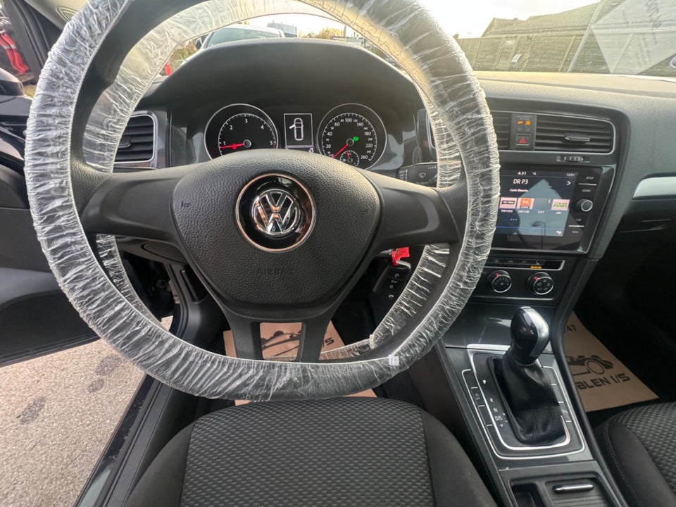 VW Golf VII 1,6 TDi 115 Trendline DSG 5d