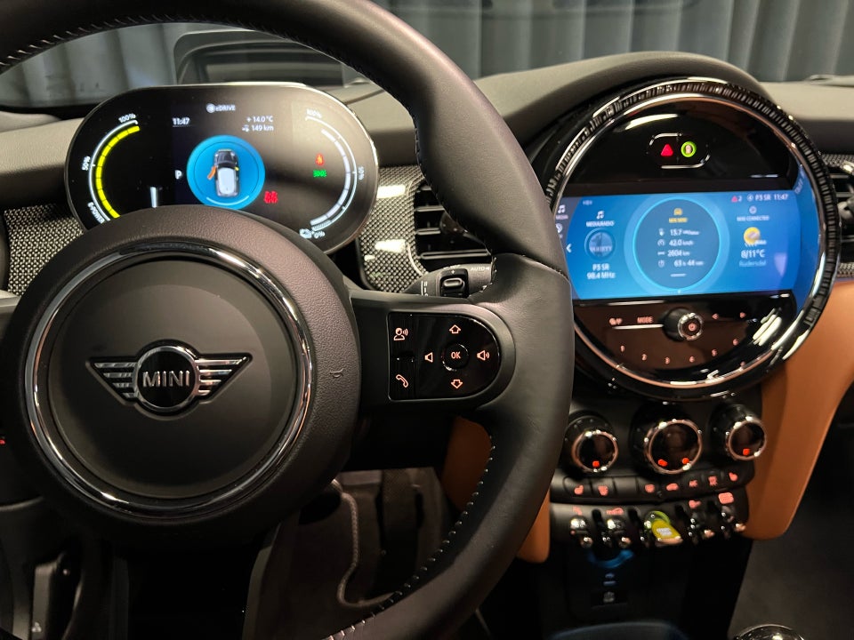 MINI Cooper SE Yours Trim 3d