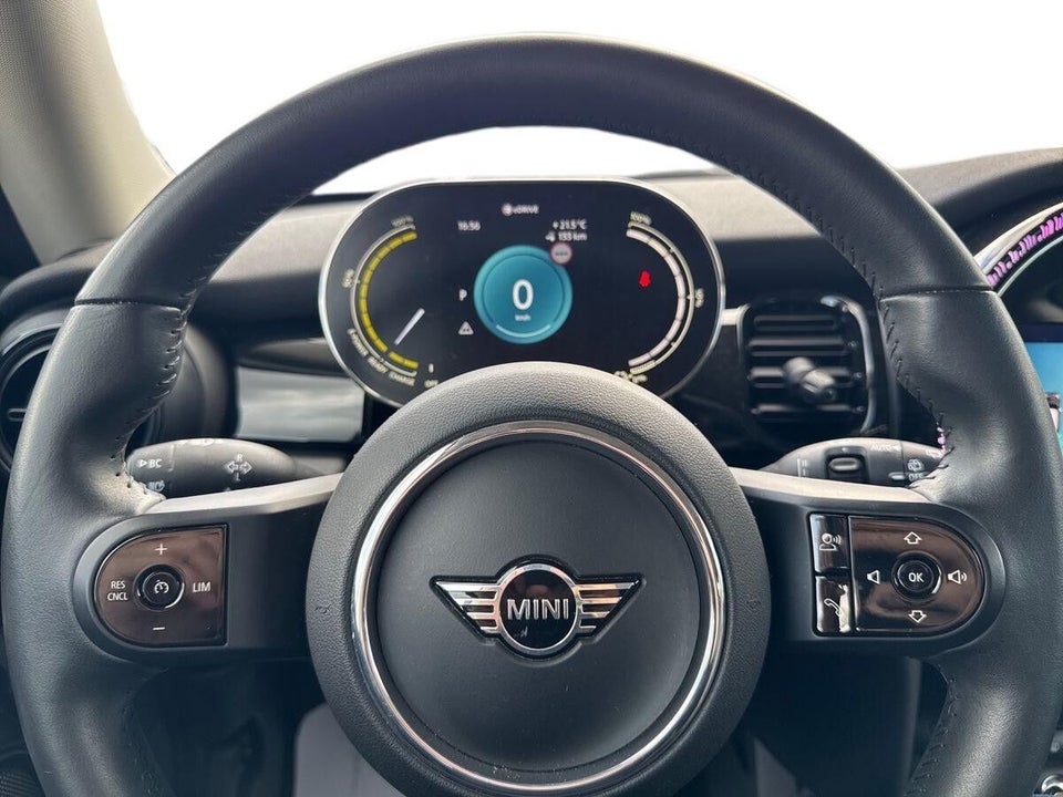 MINI Cooper SE Edition Premium Plus 3d