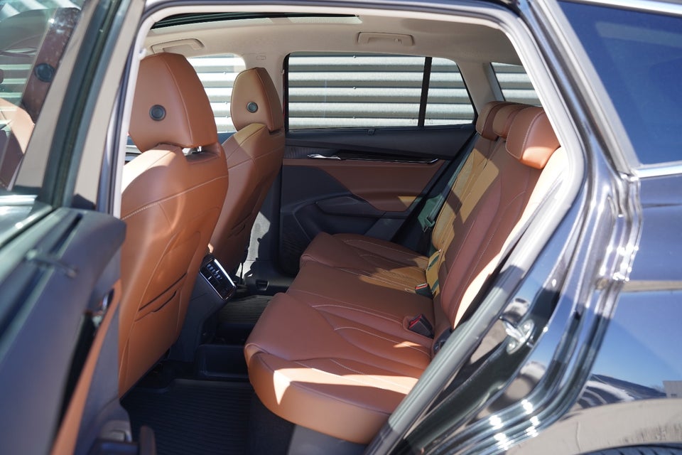 Skoda Enyaq 80 iV Plus ecoSuite 5d