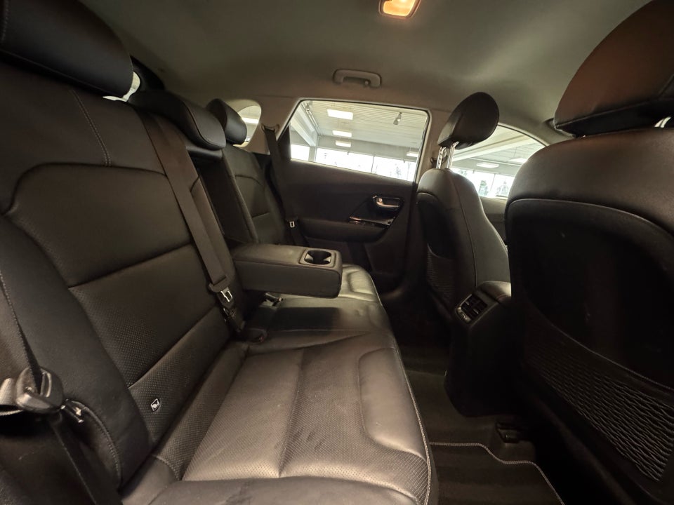 Kia Niro 1,6 PHEV Advance DCT 5d