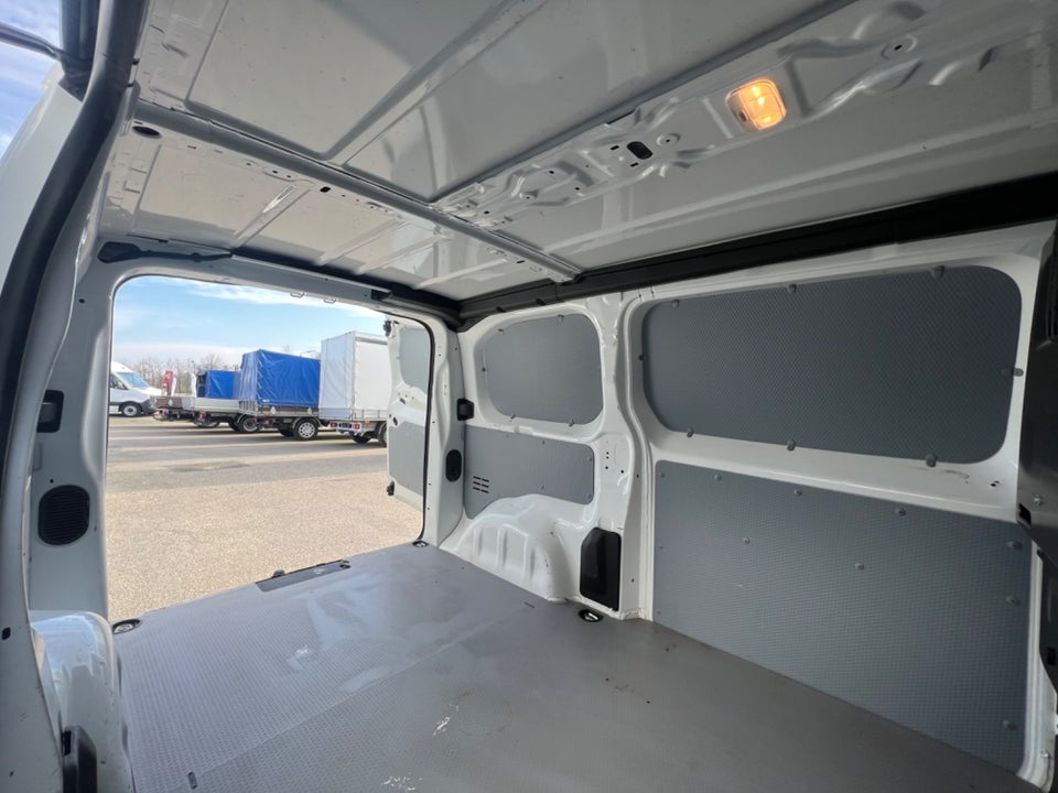 Peugeot Expert 2,0 BlueHDi 122 L2 Plus Van