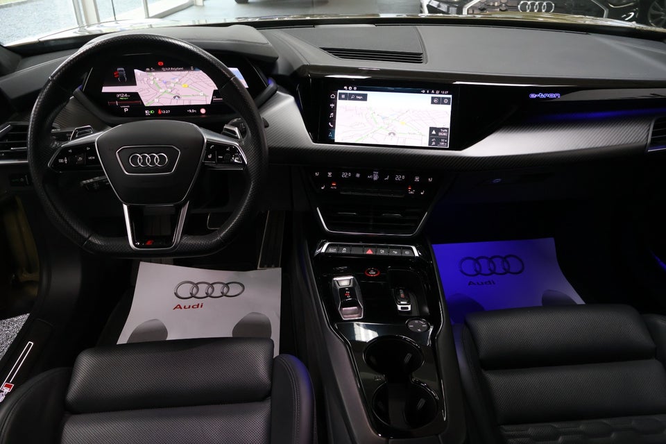 Audi RS e-tron GT quattro 4d